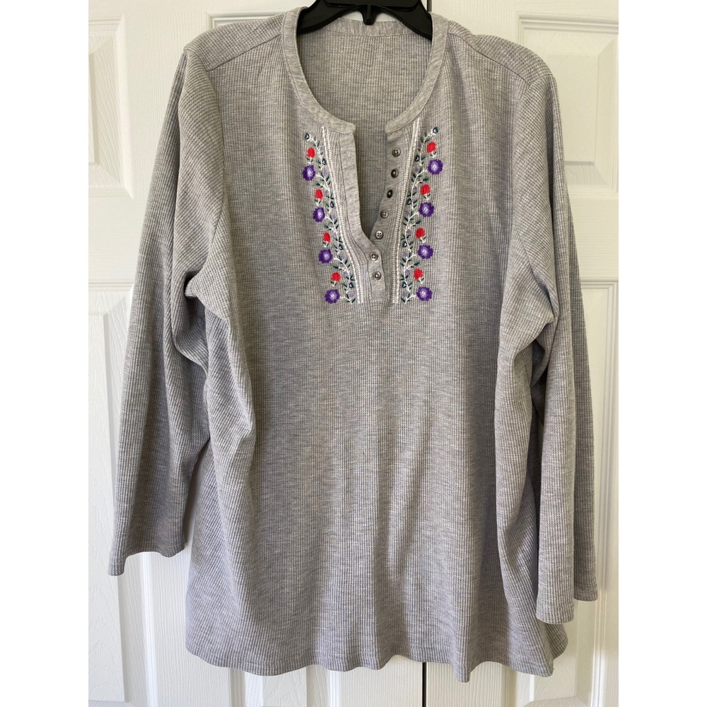 White Stag Henley Top Womens 1X Gray Embroidered Floral Waffle Knit Boho Thermal